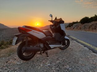 Κλάπηκε Yamaha X-Max 250cc ΛΕΥΚΟ, από τη Νέα Σμύρνη. Πινακίδα ΟΙΧ236. Παρακαλώ επικοινωνήστε στο 6947662263 Μηχανή- Νέα Σμύρνη