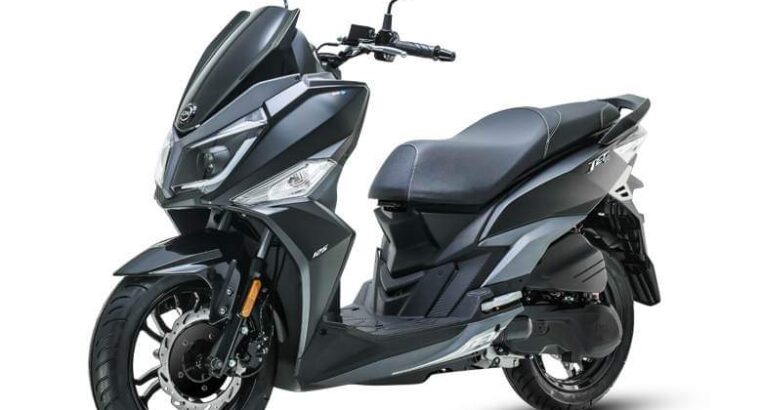 Εκλάπη το παρακάτω scooter με αριθμό πινακίδας ΖΙΡ 0230 125 cc μεταξύ 10:30 μμ 30/12 με 10:00 πμ 31/12 από Ταύρο . Όποιος γνωρίζει κάτι ας επικοινωνήσει μαζι μας στο mess – Ταύρος